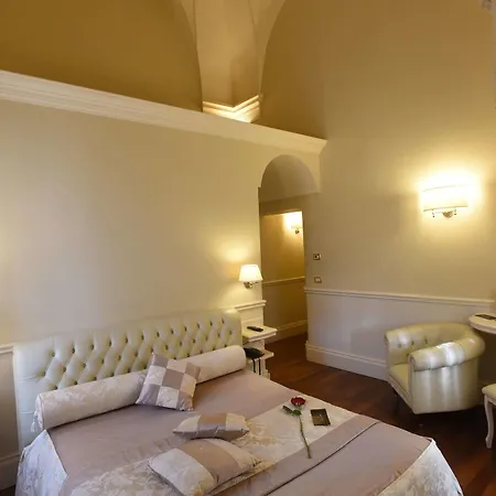 Santa Chiara 4*