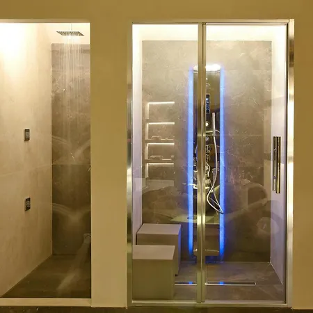Santa Chiara Отель 4*
