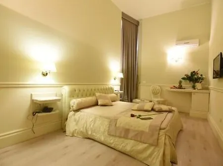 Santa Chiara 4* Лечче