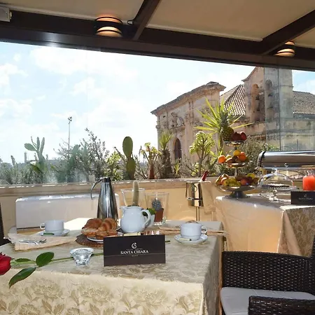 Santa Chiara فندق