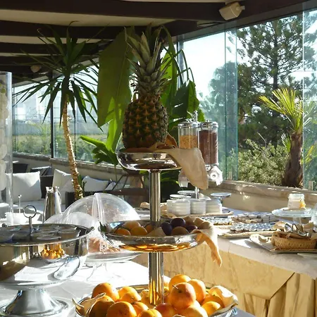 Santa Chiara 4* Лечче