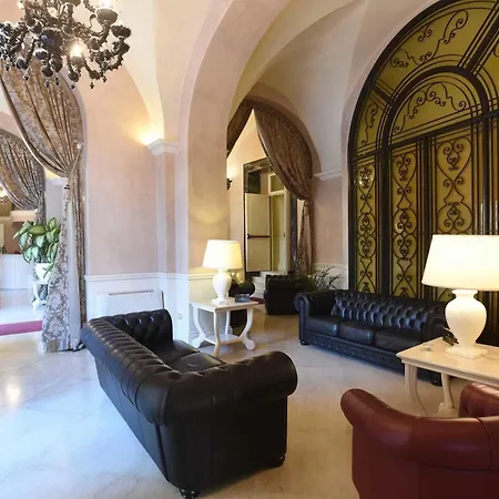 Santa Chiara 4* Лечче